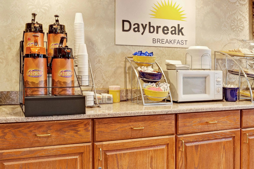 Americas Best Value Inn & Suites Monroe