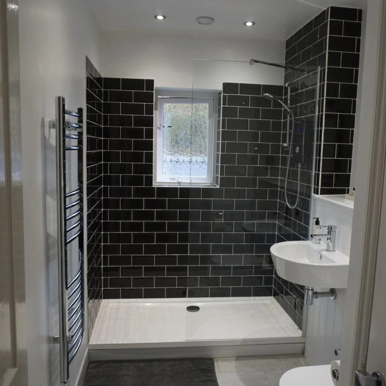 3 Summertown Court