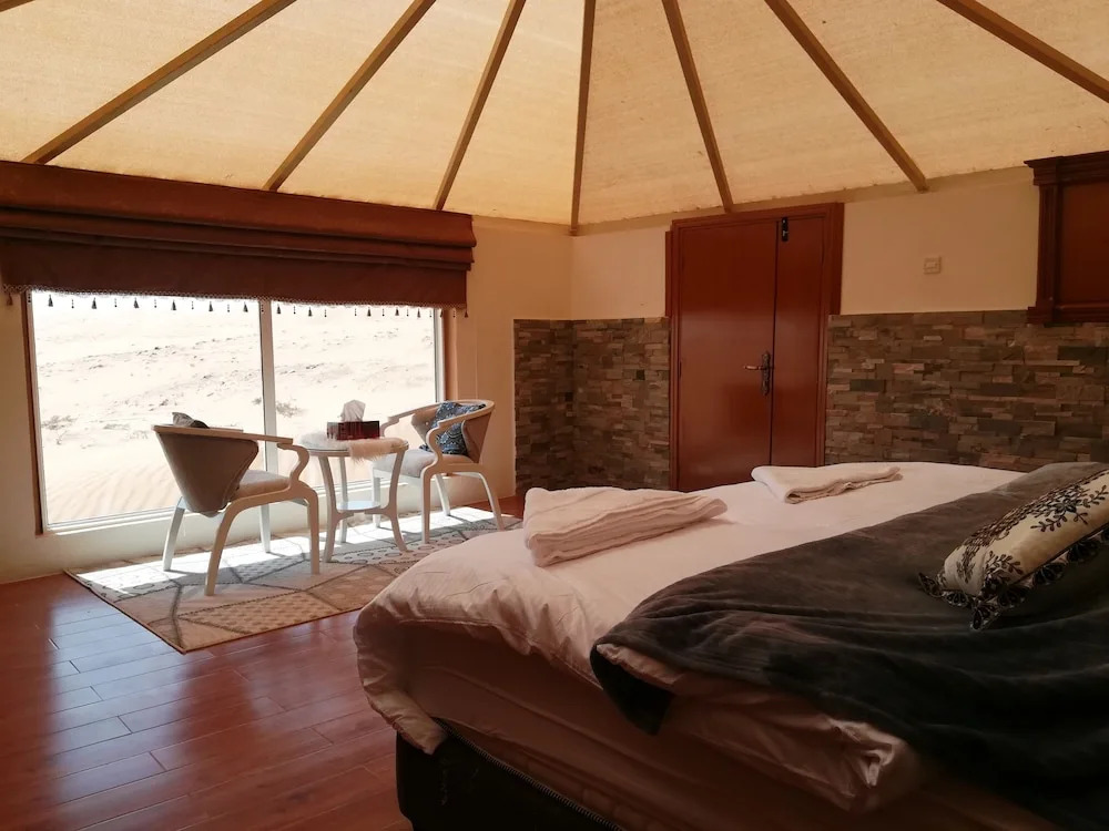 Silent Dunes Camp