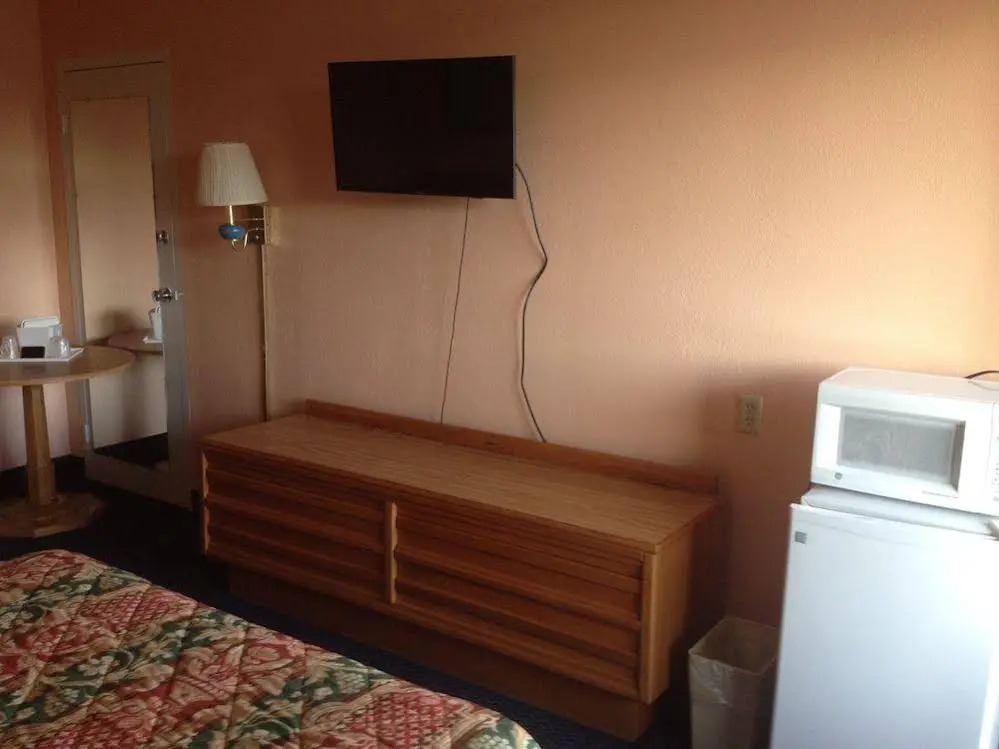 Budget Inn Express Bristol