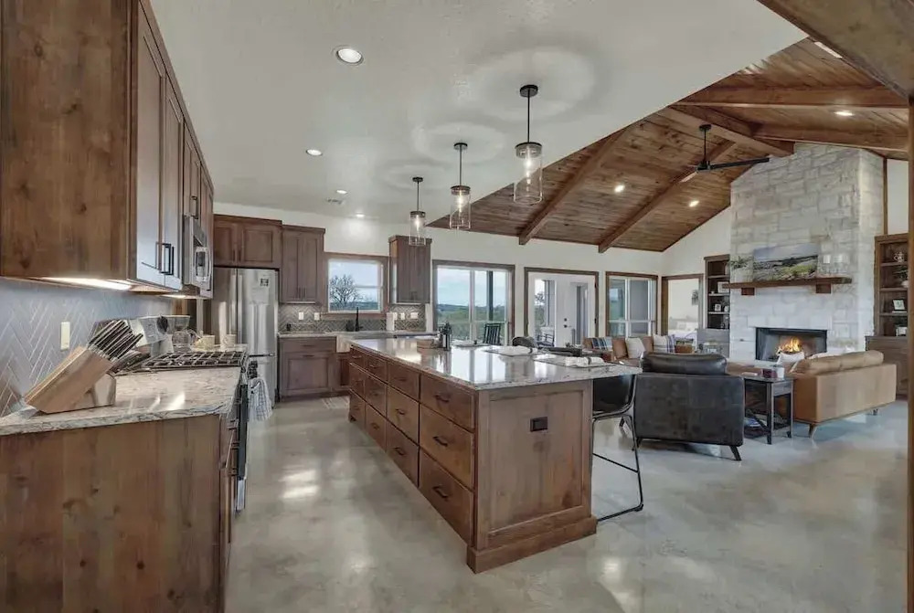 Luxury in the Hill Country, 10-mins to Downtown!