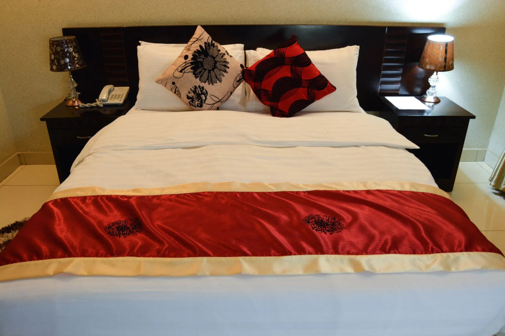 Elevate Suites
