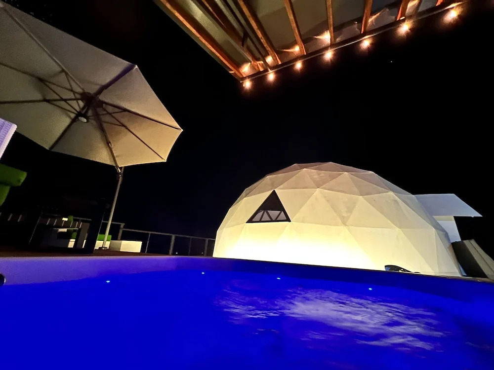 White Domes Glamping