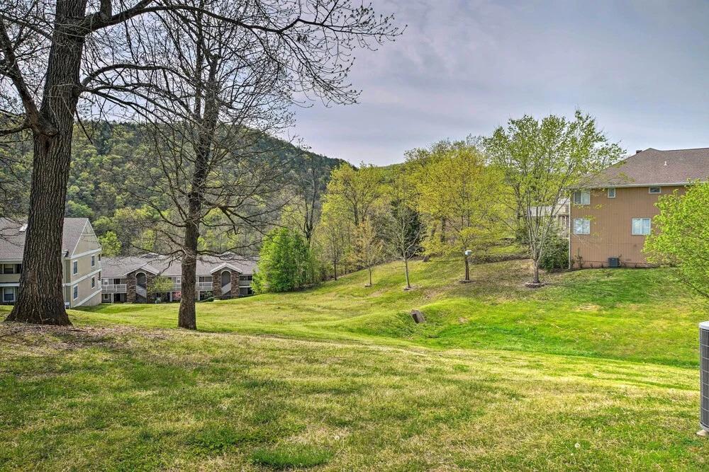 Upscale Step-free Branson Getaway: Resort Perks!