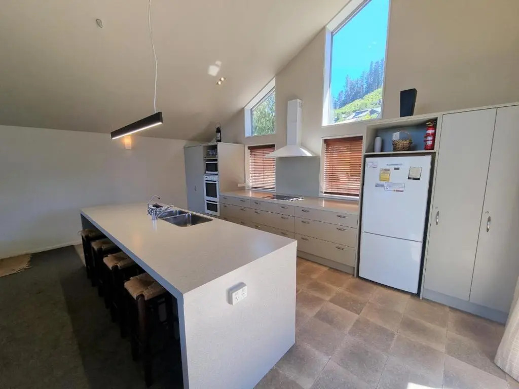 90 Conical Hill Road