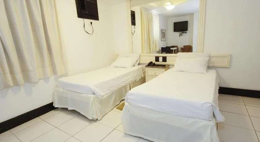 Augustus Hotel