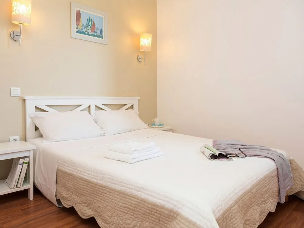 Seaside Apartment Stay