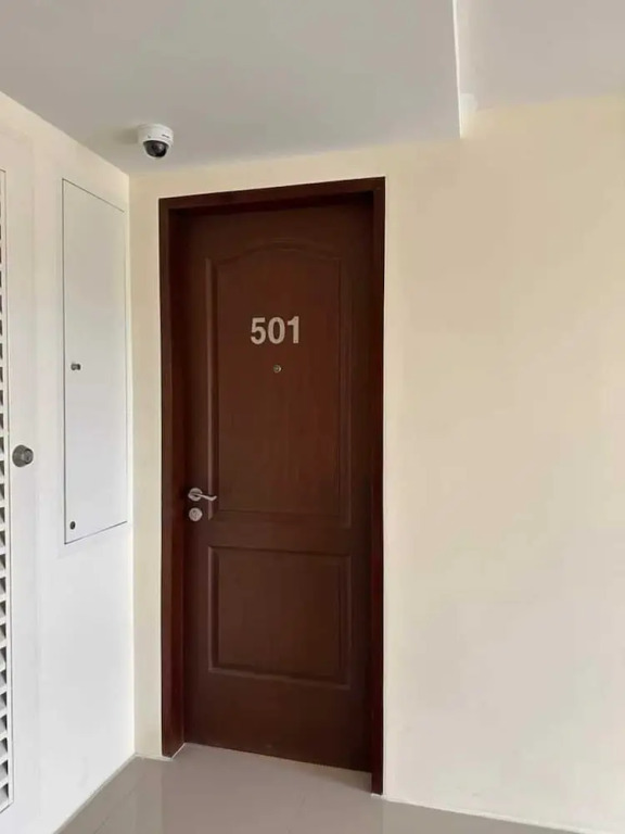Fullerton Suites