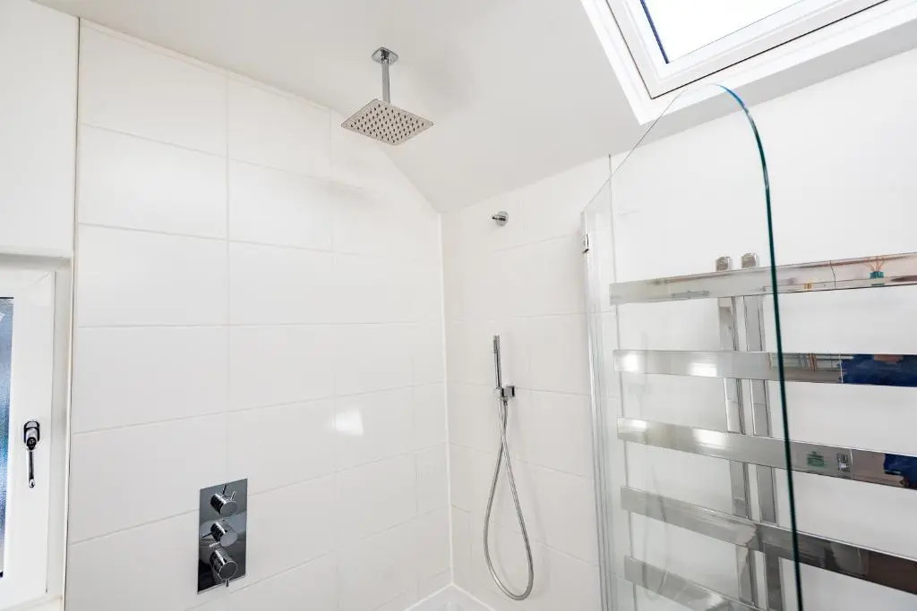 Charming 3 Bedroom House garden & parking - next to CS Lewis Nature Reserve