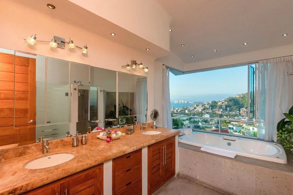 Luxury villa rental, Casa Yvonneka