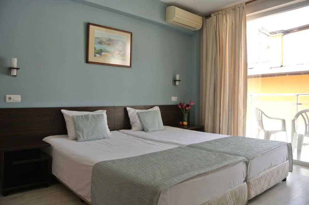 Valeo Hotel