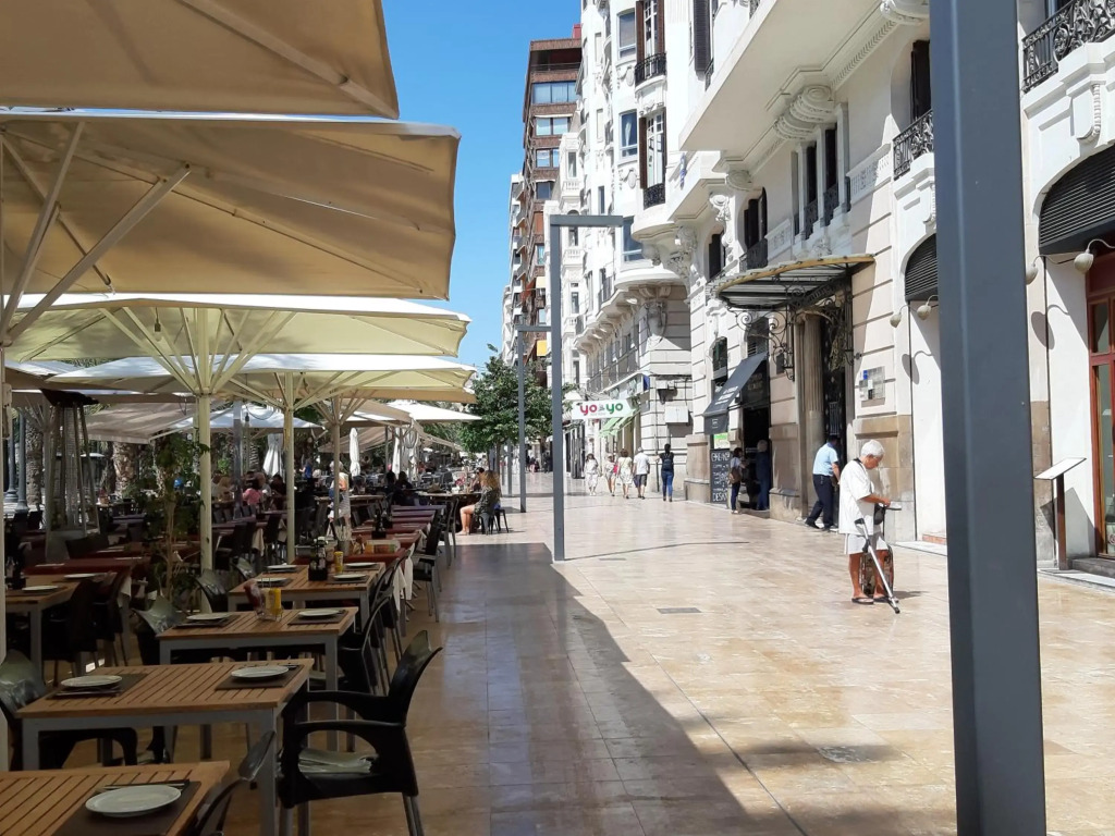 Apartamento Grande - Castillo Santa Barbara