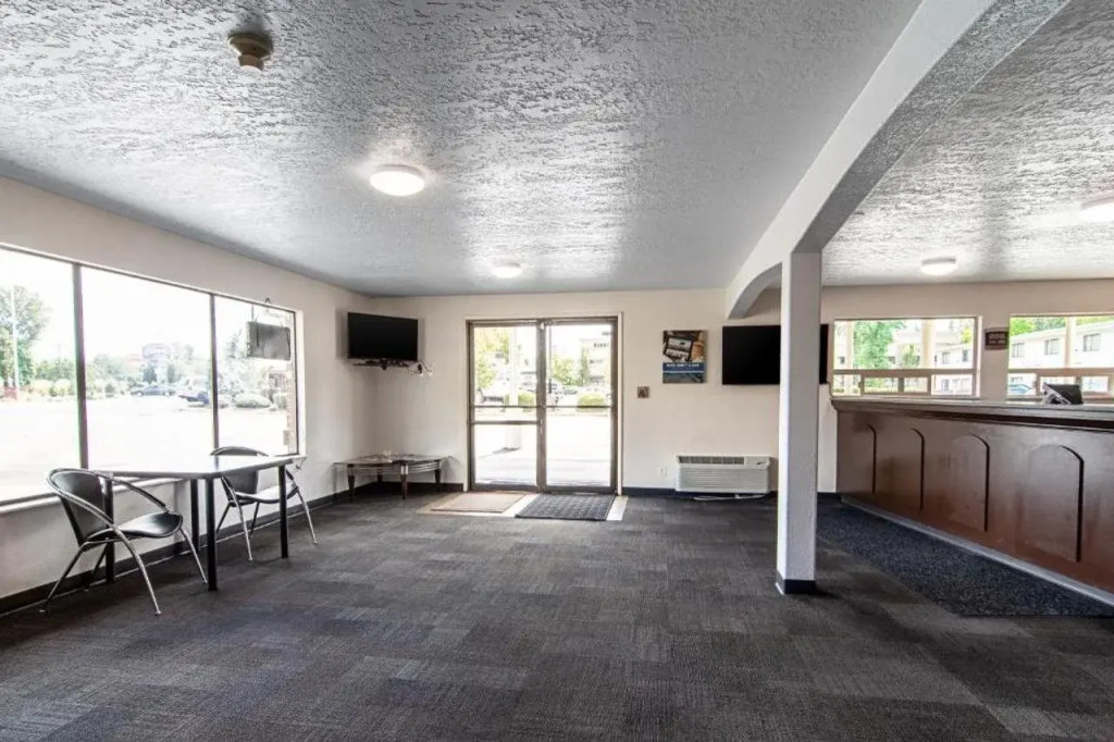 Motel 6-Gresham, OR - Portland