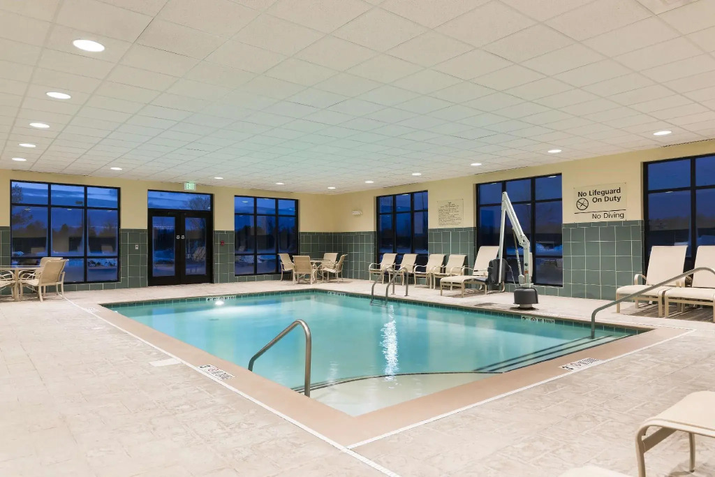 Hampton Inn & Suites Hartford-Manchester