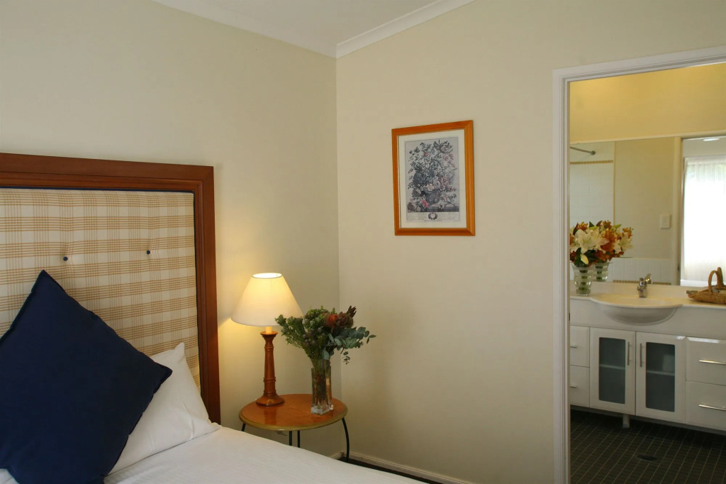 Hunter Valley Resort, Hunter Farm Adventure Centre & 4 Pines at the Farm