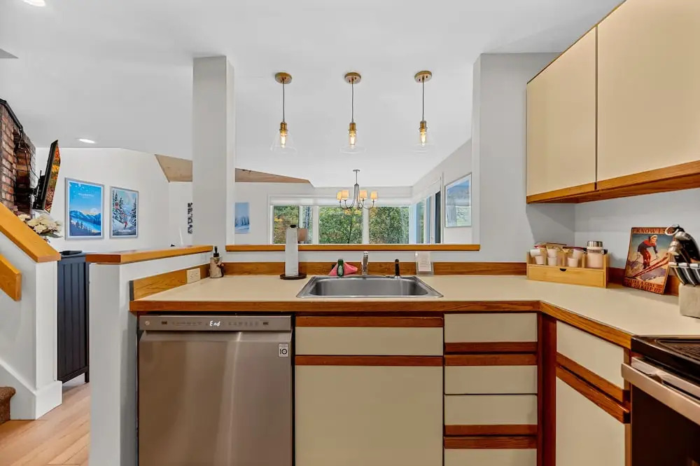 Beautiful 2br/2ba Fall Line Condo W/ Mountain Views, Pool, Hot Tub, Sauna, Shuttle. G6b 2 Bedroom Condo