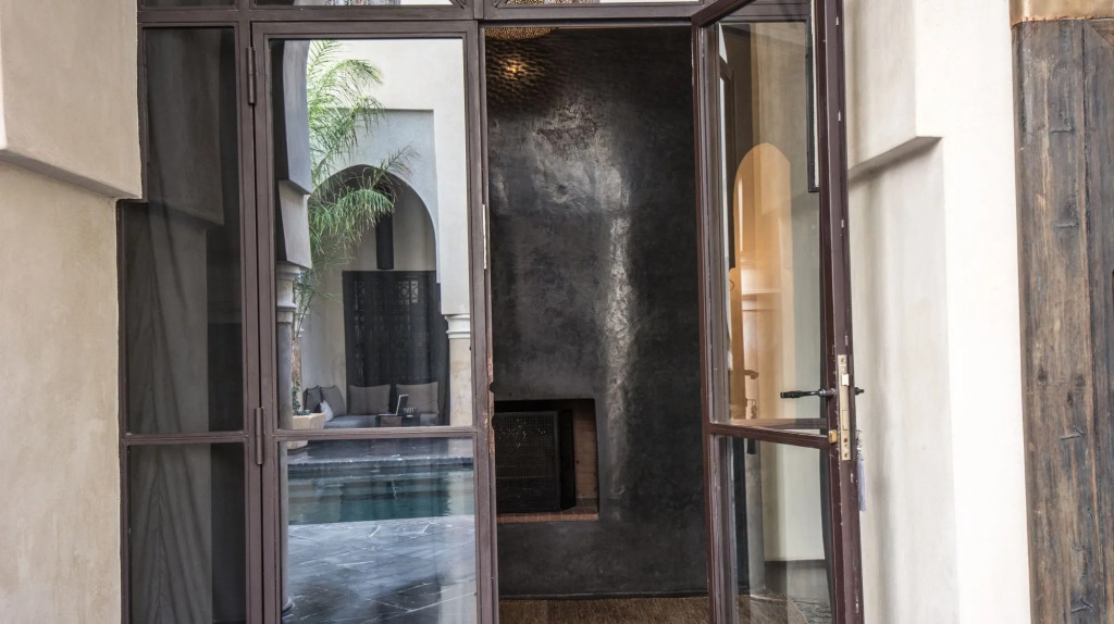 Riad K