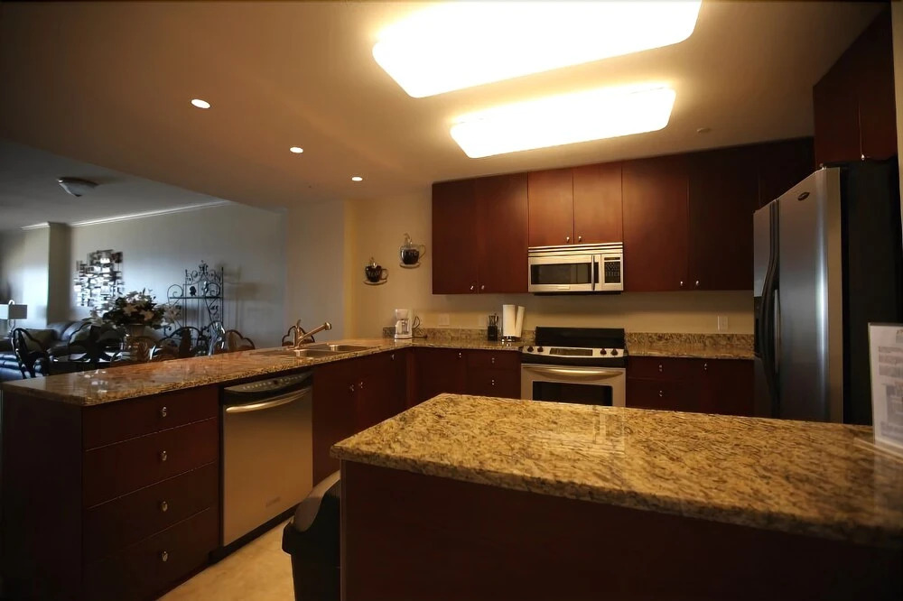 Sea Breeze-Sea Breeze 1002 Penthouse