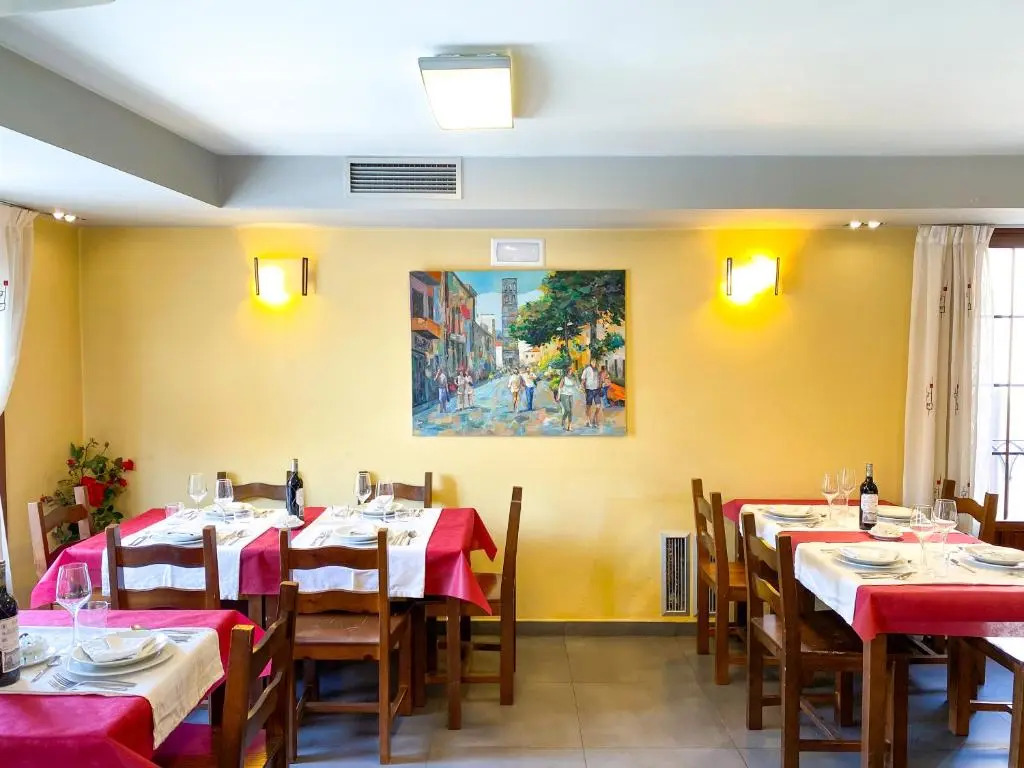 Hostal Restaurante Ainoa