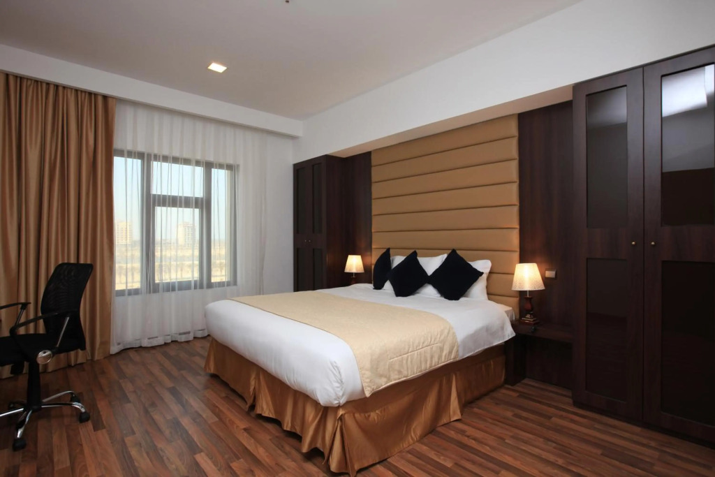 Golden Tulip Al Khobar Suites
