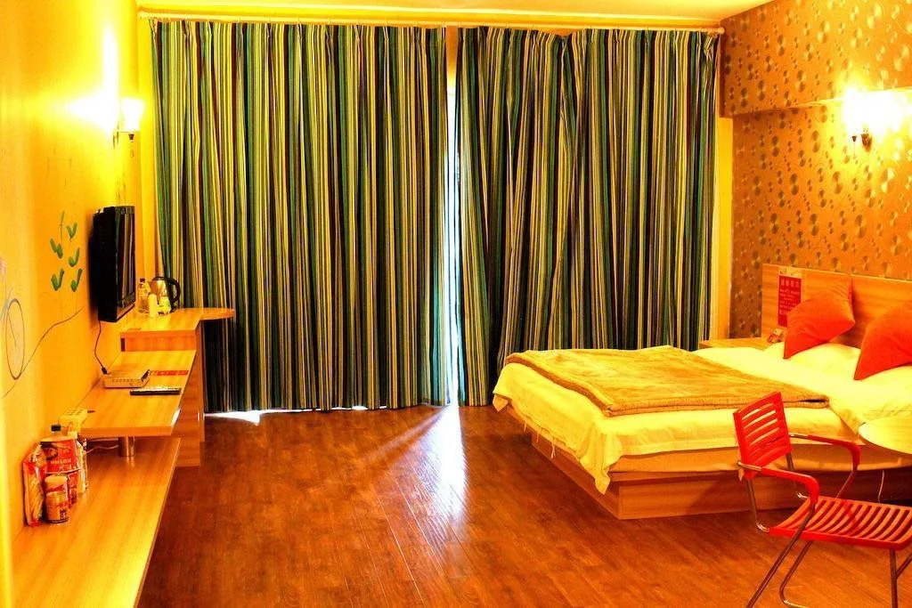 Dock Hotel