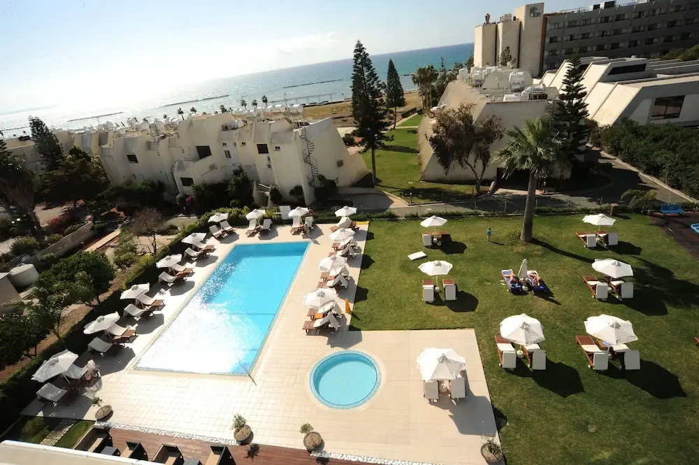 Frixos Suites Hotel Apts