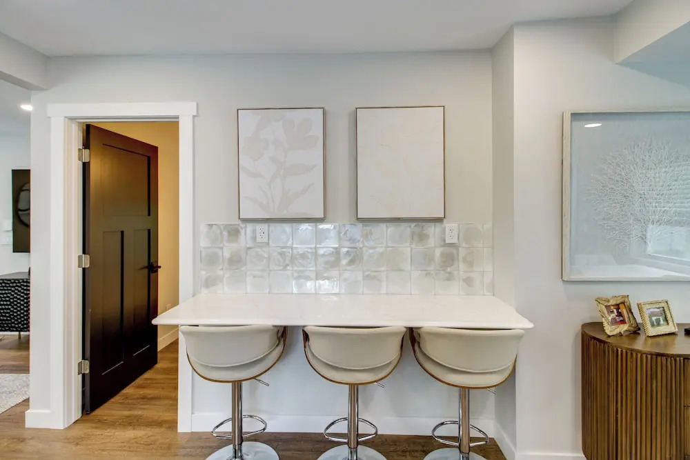Stylish 'crosby Cottage' - 1 Mi to Serpent Lake!