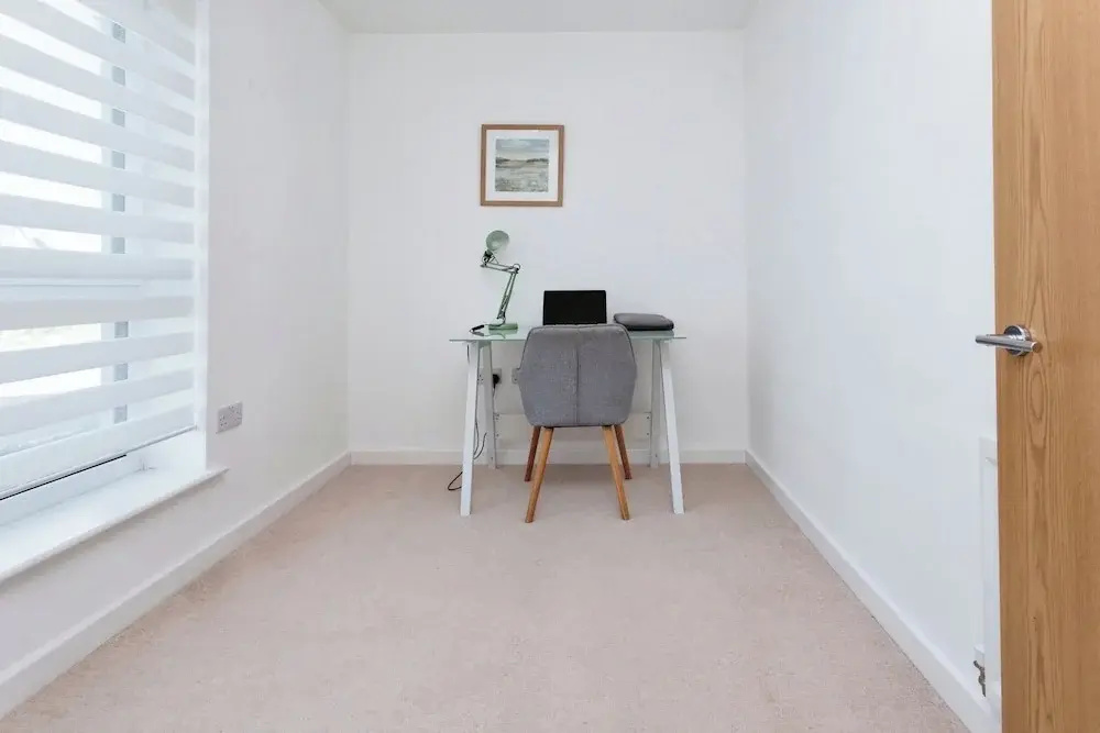 Luxurious 4 BH Home Near Willen Lake Ideal for Families & Business Stays!