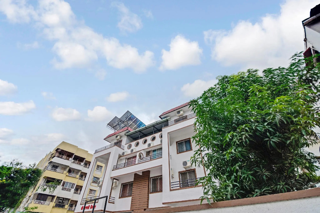 OYO Home 78029 Saraswati Niwas Vadgaon Budruk