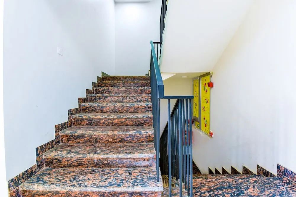 Hotel O Shiv Mahima