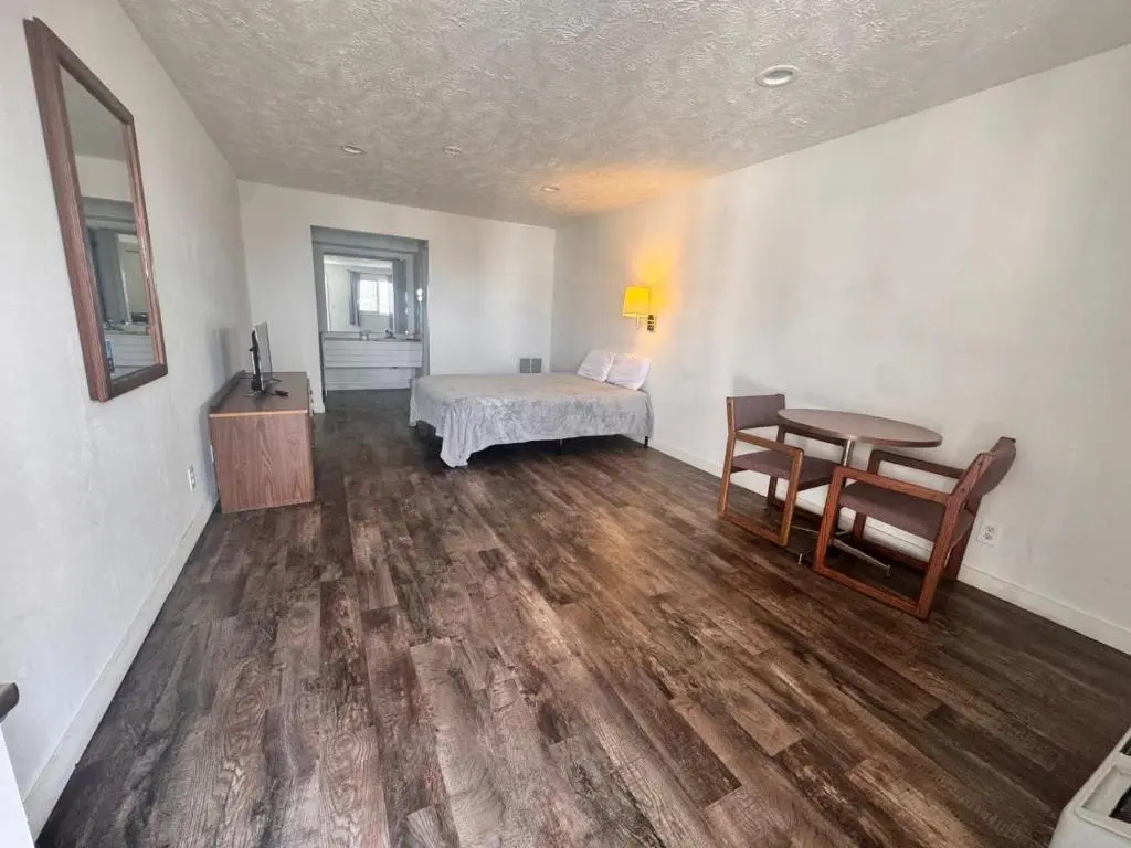 Circle S Motel Cozad I-80