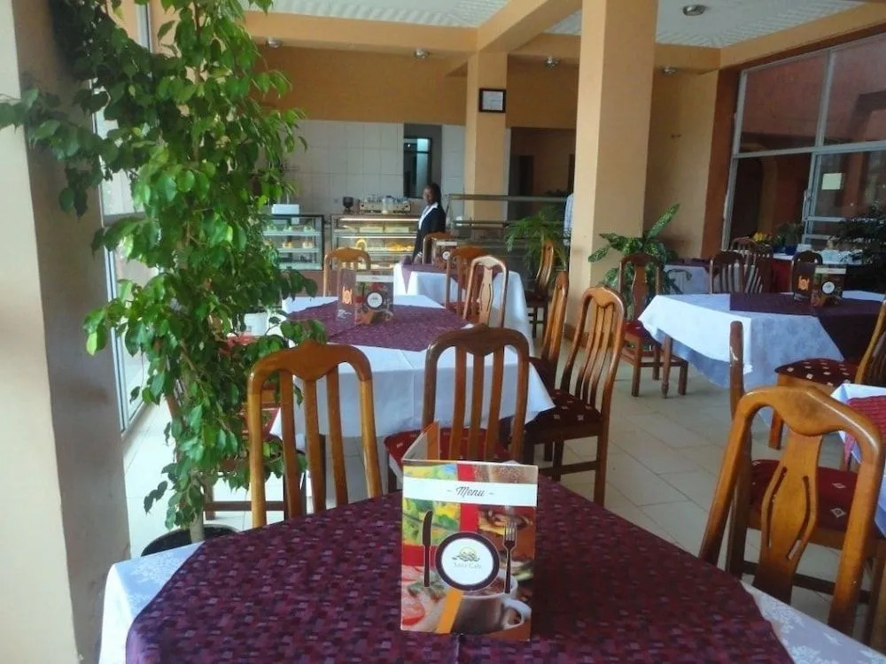 Entebbe Flight Motel