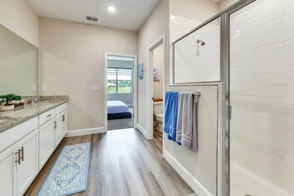 Home < 1-mi Walk to Warm Mineral Springs Park!