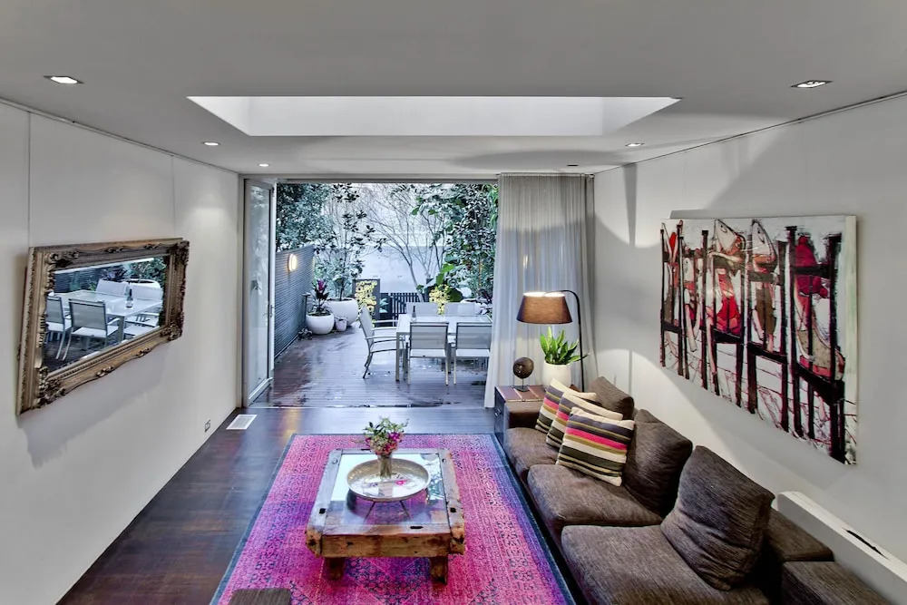 Luxury 3 Bed Terrace House Close To Sydney Cbd