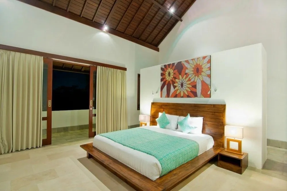 Villa Amalia Walk To Legian Beach