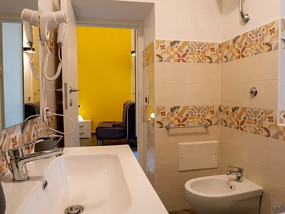 B&B Cosmoneapolitan