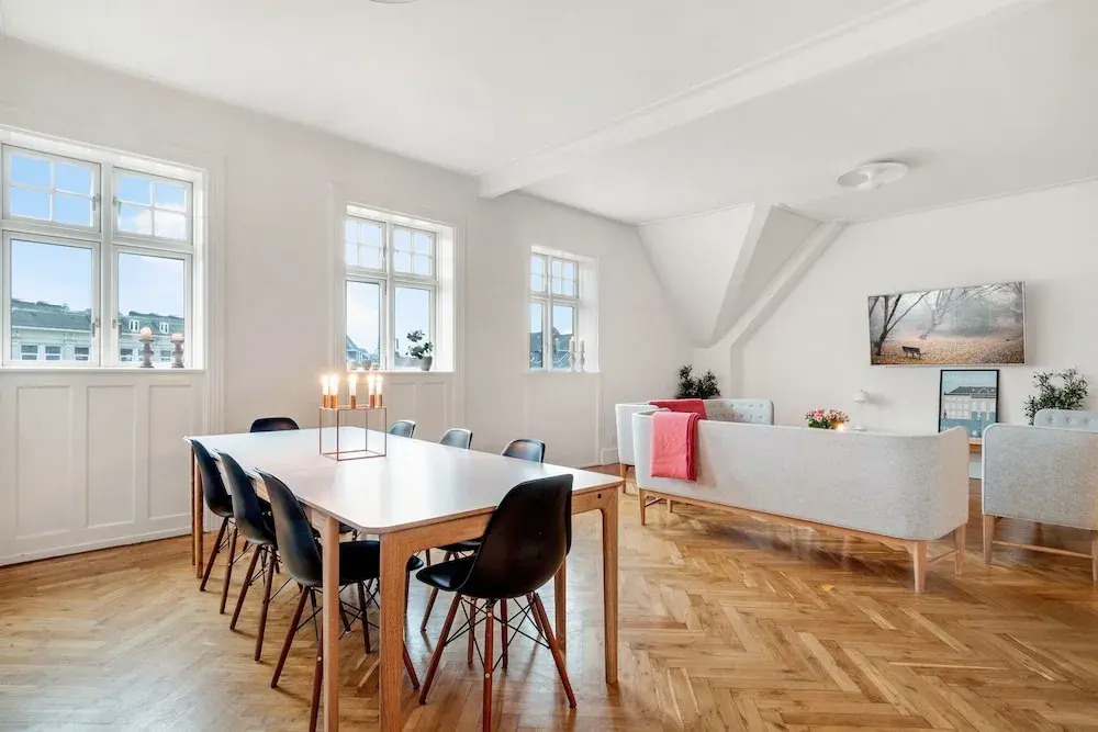 250 Sqm Smack Bang in the Center of Copenhagen