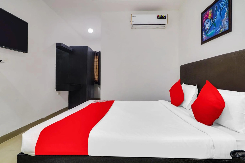 OYO Flagship 80523 Qualia Hotel Dilsukhnagar