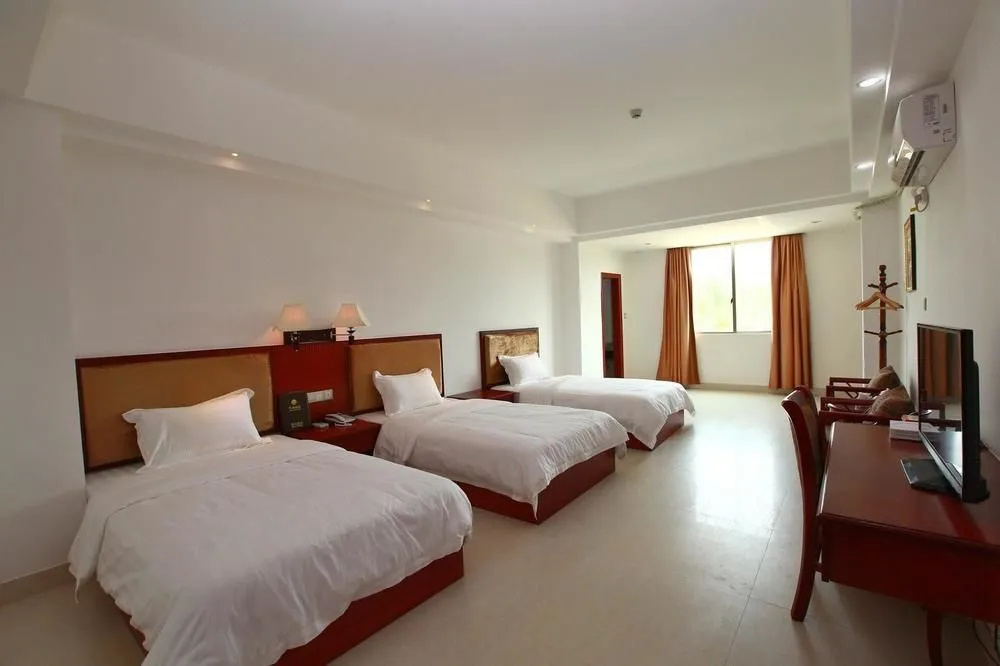 Shaba Hearing the Sea Hotel