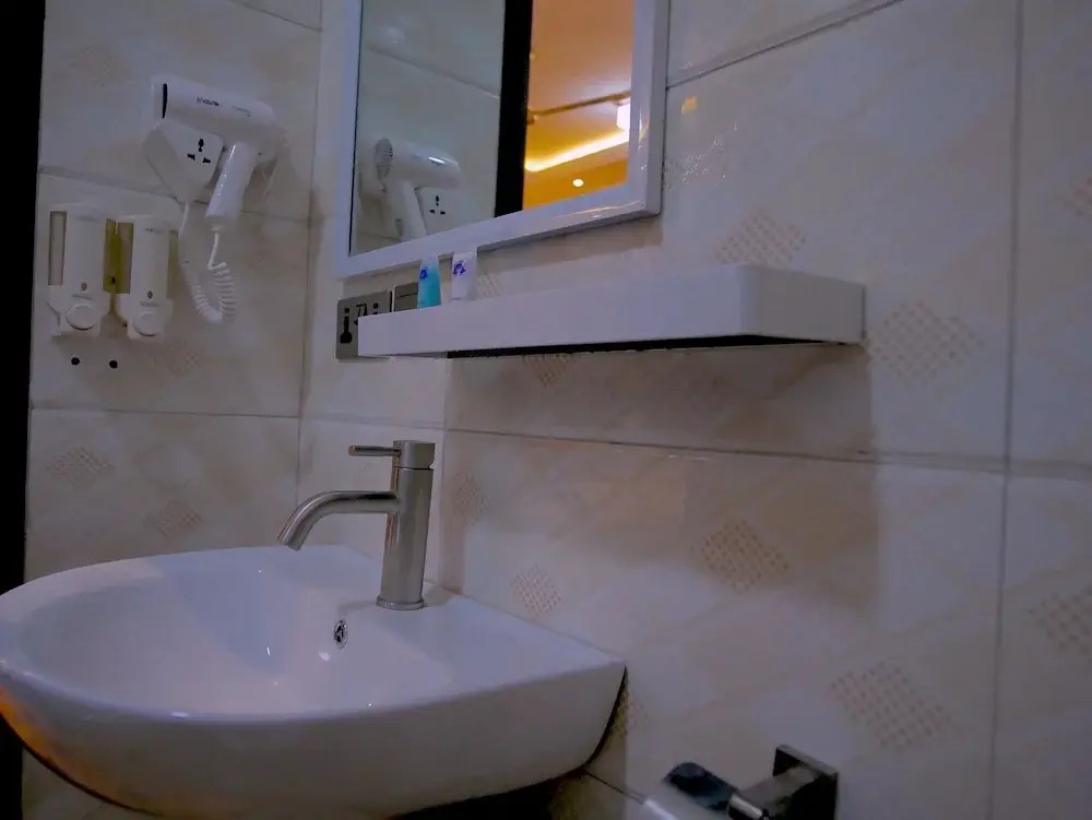 Blue Sky Hotel Ltd
