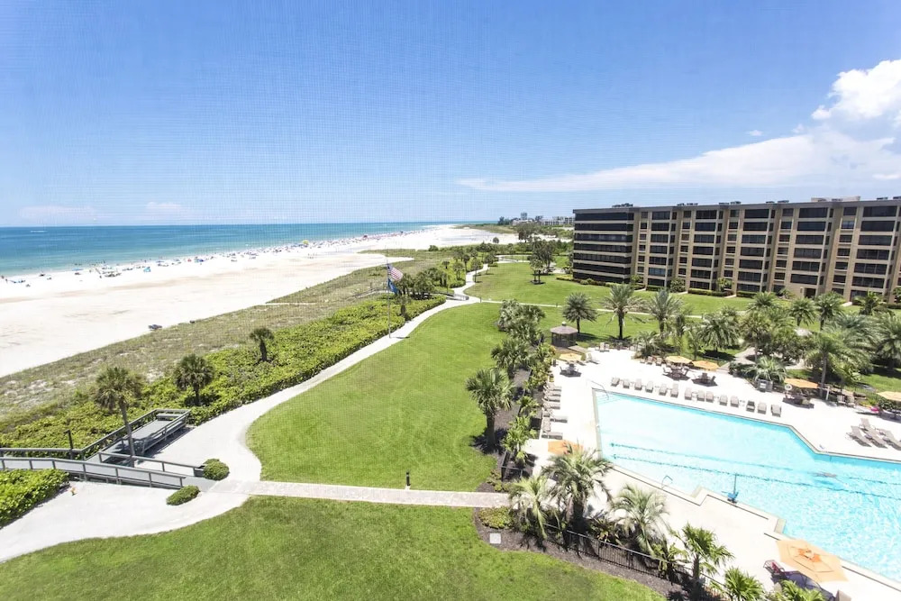 Gulf And Bay Club- A702 Amazing Views! Steps From The Beach! 2 Bedroom Condo