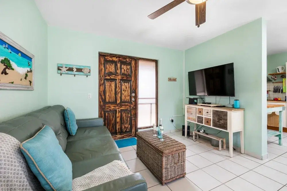 Quiet Cozy Central 2br1ba w Private Pool BBQ