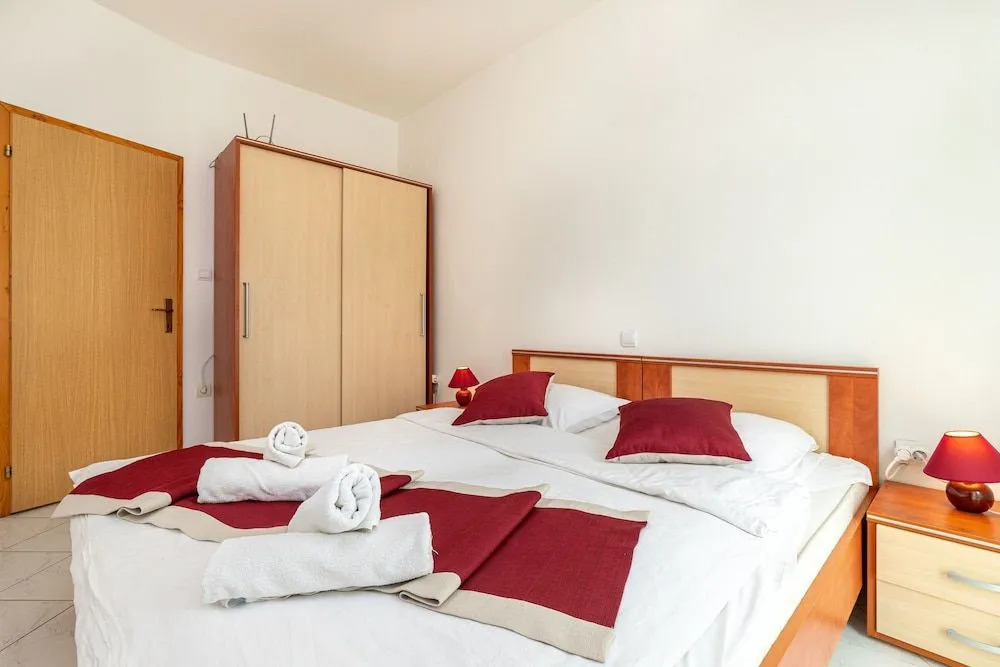 Apartment Tanja 1
