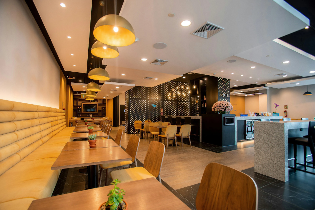 Hampton By Hilton Quito La Carolina Park