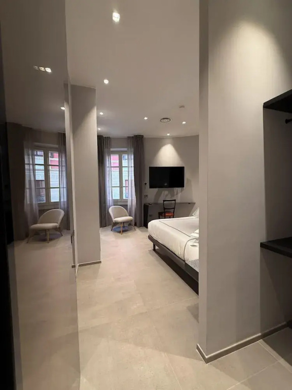 Leopoldo Suites