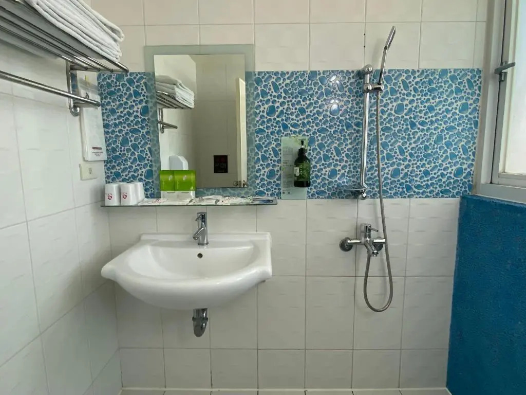 Huaxiang Hotel - Zuoying