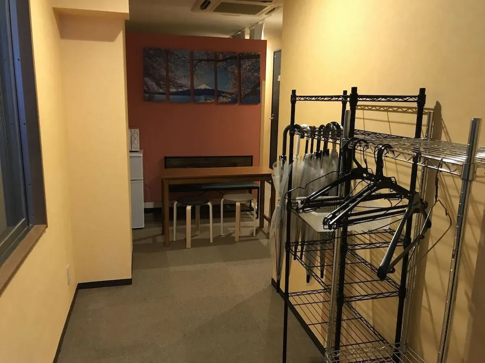bed and mikan hostel Nihombashi