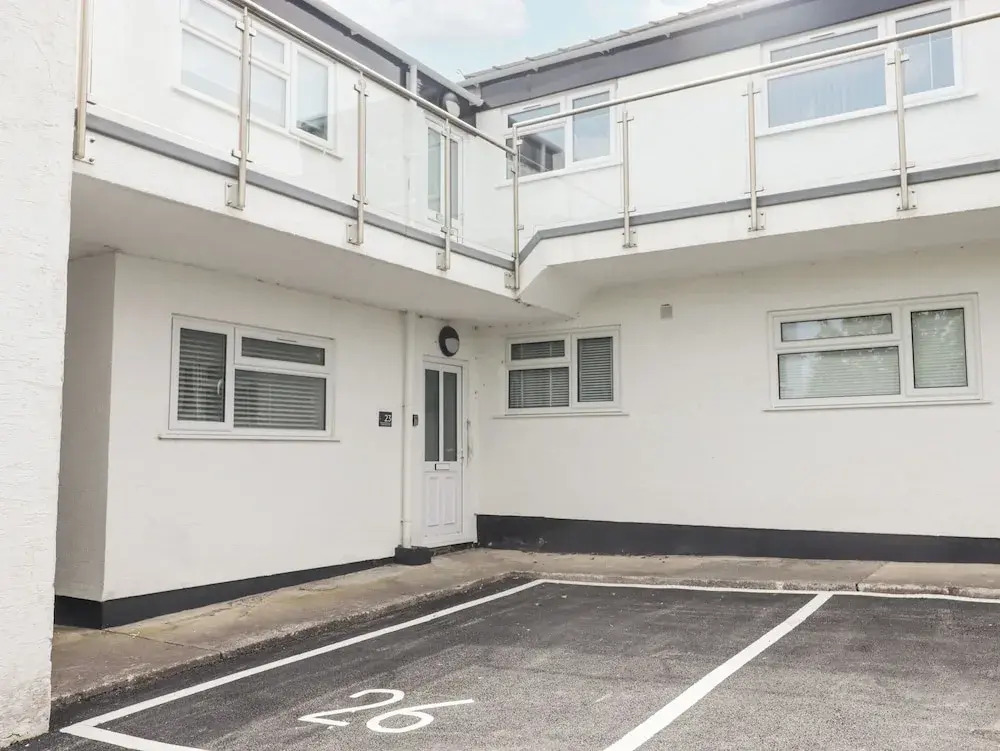 26 Coedrath Park