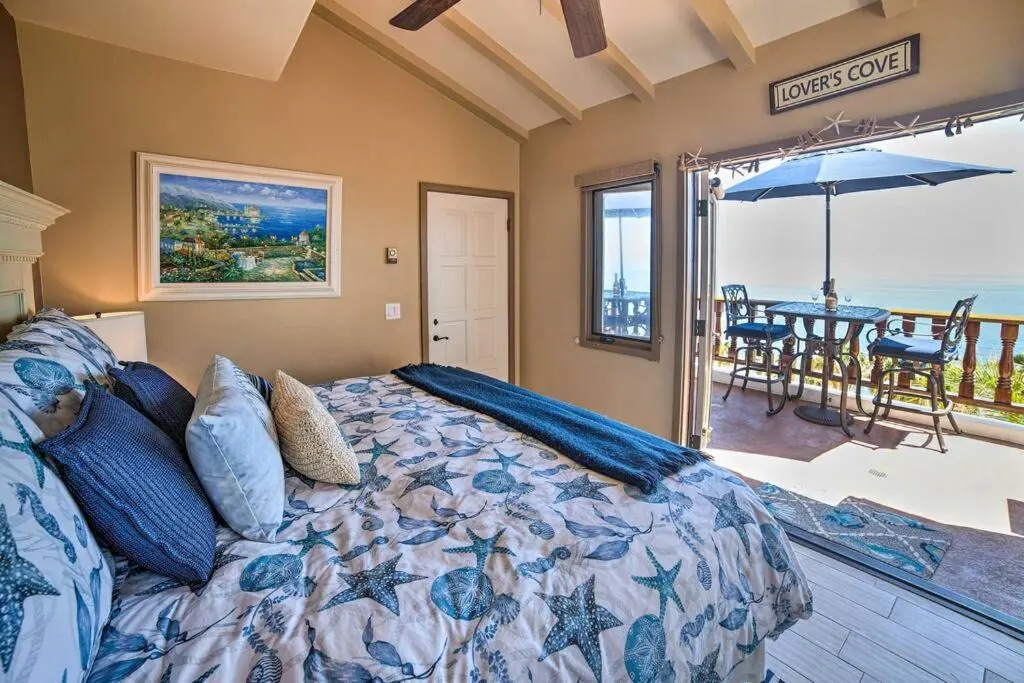 Oceanfront Villa with breathtaking views