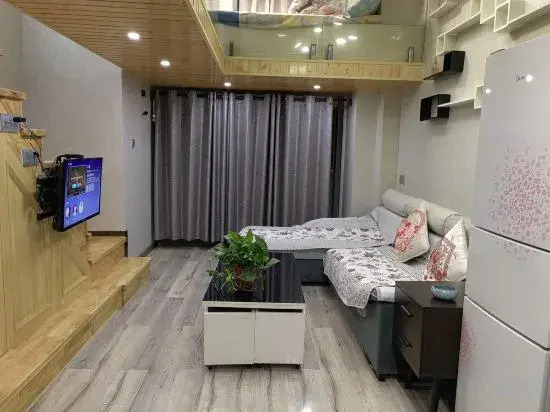 Huzhou Yiyunge Homestay (Nanxun Ancient Town Wuyue Plaza Branch)